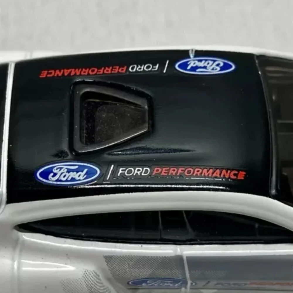 Hot Wheels Ford Mustang Mach-E 1400 Lot 2 Loose 1:64‎ HW Cars Red White Die-cast